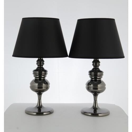 Double Uster Black Metal Table Lamp