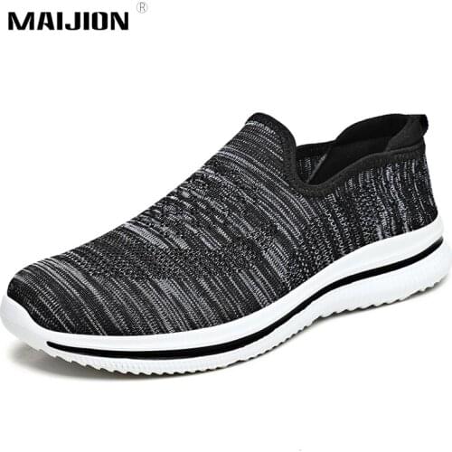 New Mens Walking Shoes Knitting Casual Sneakers Non Slip Male Loafers Outdoor Sport Running Footwear Lightweight Plus Size