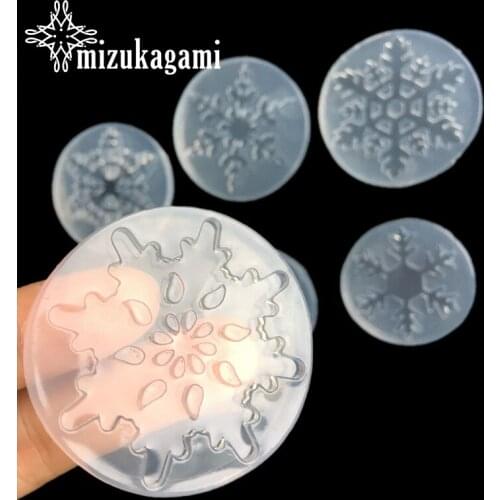 1pcs Reusable UV Resin Jewelry Liquid Silicone Mold Manual Christmas Snowflake Resin Molds For DIY Christmas Jewelry Gift Charms