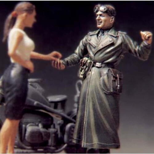 1/35 Lets Go, Dancing officers and ladies, Resin Model Soldier GK, military themes, Unassembled and unpainted kit