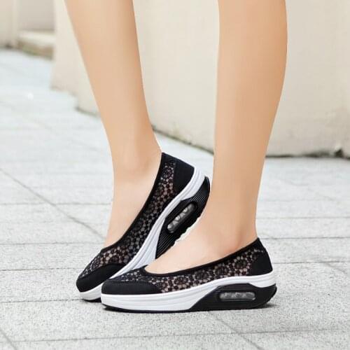 Women Toning Shoes Weaving Breathable Lace Platform Swing Shoes Zapatillas Mujer Hollow Ultra-light Female Lazy Slimming Shoes