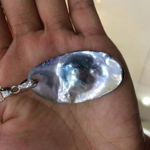 Nice 25*35mm handmade shell unique shape pendant