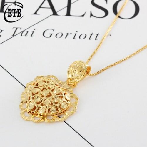 Fashion Classic Arab Women Gold Heart Shaped Muslim Islamic Pendant Necklace Luxury Jewelry Holiday Gift Copper Chain Necklace