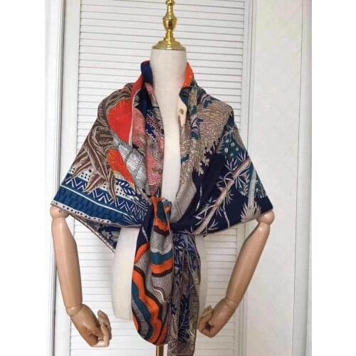 2020 new arrival autumn winter sun design 140*140 cm animal scarf 65% cashmere 35% silk scarf wrap for women lady girl