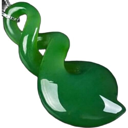China Auspicious Green Jades Carving Necklace Pendant Christmas Gifts