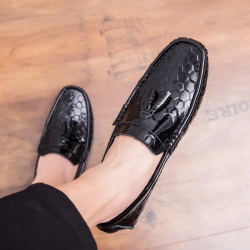 New Fashion Men Shoes Black Business Flats Male Formal Dress Shoes Luxury Loafers Men Office Wedding Shoes Leather Casual Loafer