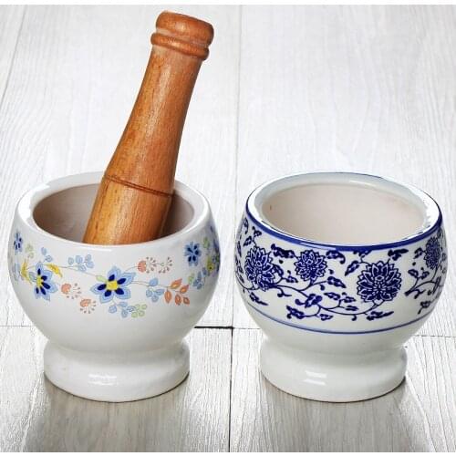 Hand-held Seasoning Grinder Kitchen Pestle Tool Wooden Garlic Handle Garlic Mortar (random)