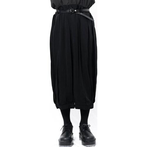 Mens casual shorts Yamamoto style pleated skirt pants dark pleated loose Capris loose tight pants