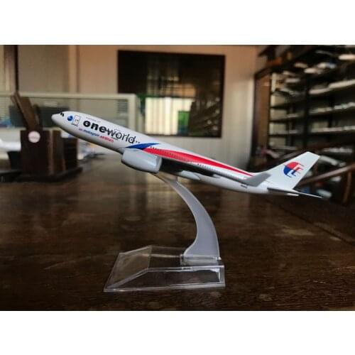 Alloy Airplane Model Simulation Solid Metal Gift Collection Iran, Russia, Malaysia Airlines 16Cm Exquisite Decoration
