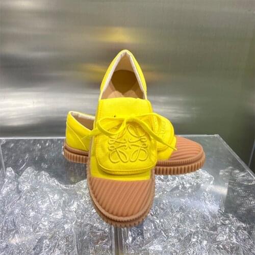 Womens vulcanized shoes 2021 Spring new white shoes embroidery casual sports shoes flat biscuit shoes canvas shoes board shoes