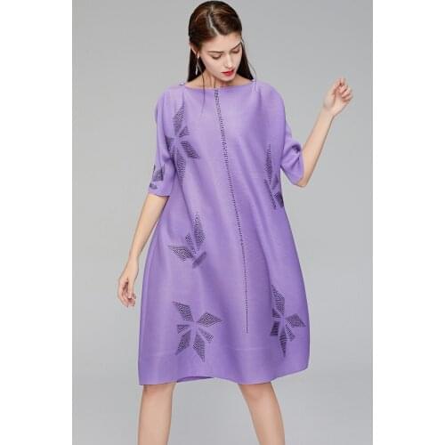 HOT SELLING Big plait fold loose dress with half sleeve slash neck solid Rhinestone straight dress IN STOCK