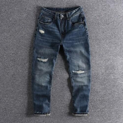 2020 new arrival Mens jeans with holes in Europe and America are fashionable and loose high quality handsome boy trouser 0730