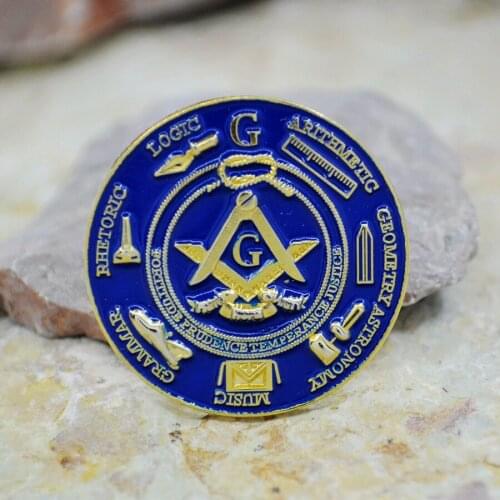 Vintage Masonic Brooch with Tassel Butterfly Clasp Nine Tools Pattern Metal Lapel Pin Gold Freemason Men Business Suit Badge