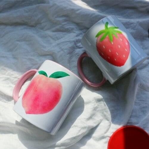 350ml Cute Peach Strawberry Ceramic Mugs With Spoon Lid Creative Cartoon Print Porcelain Mug Drinkware Tea Milk Coffee Water Cup