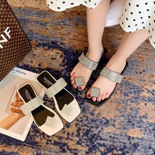 Brand New Summer Women Slippers Shoes Big Size Girl Fashion Slides Beautiful Twinkling Rhinestone Decorate Casual Sandals