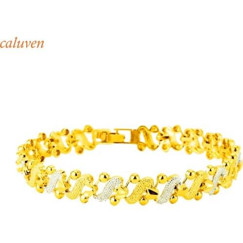 Caluven White Bracelets