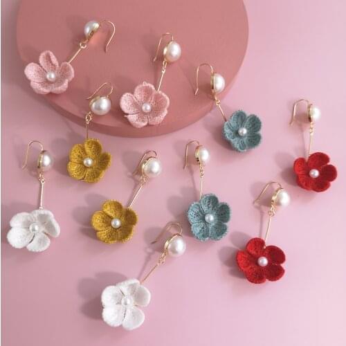 Juran Temperament Beautiful Flowers Drop Earrings Fashion Metal Earrings Female White/Blue/Red/Yellow Flowers Earrings for Woman