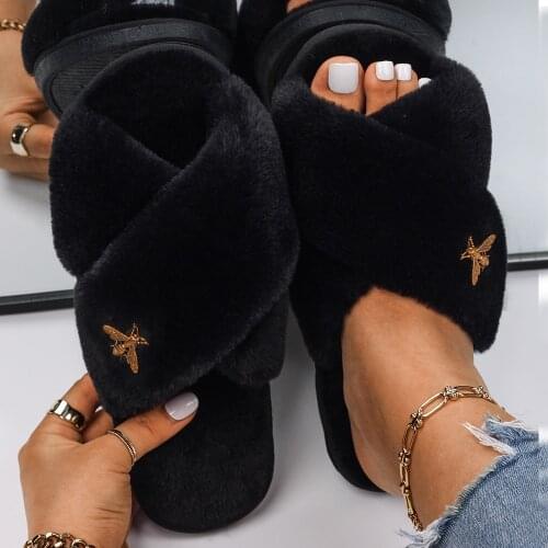 Furry Fur Slippers Fluffy Flip Flops Fuzzy Slides Flat Sandals Casual House Slippers Women Beach Flat Shoes New Arrival 2021