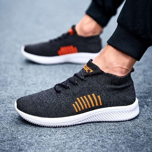 2020 New Lightweight Men Casual Sock Shoes Fashion Chaussure Homme Breathable Black Walking Sneakers Zapatillas Hombre Deportiva