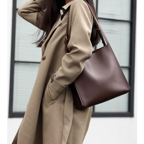 Temperament Design Solid Color Casual Large Capacity Single-shoulder Bag Women Vintage Simple Shoulder Bag Classic Handbag