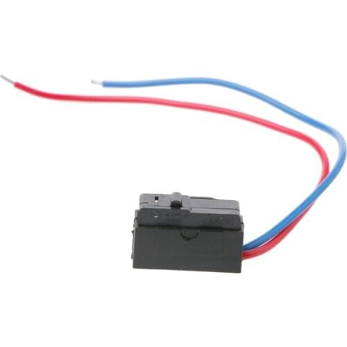 X7AE Left Door Sensor Lock Micro Switch For Octavia Fabia Superb Passat B5 Bora Golf 4 MK4