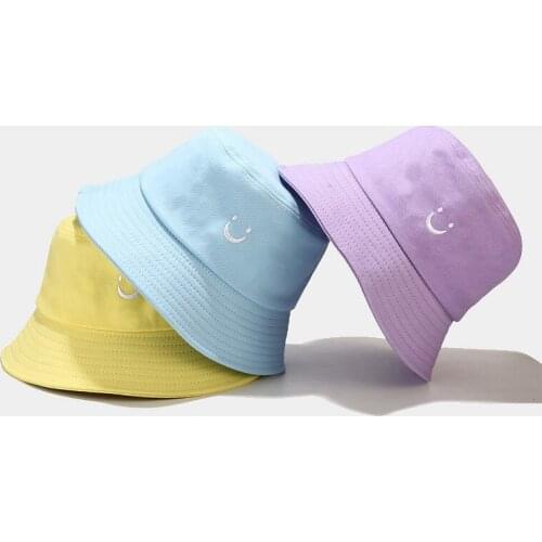 2021 New Korean Smiley Face Embroidery Sunscreen Universal Cute Fisherman Hat Casual All-match Sunbath Hat