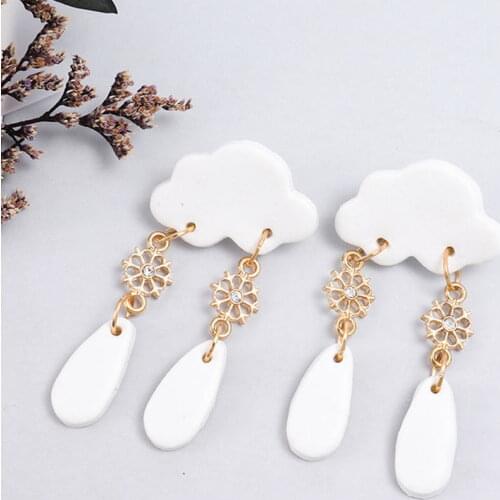 2021 New Handmade Newest White Polymer Clay Cloud Dangle Geometric Snowflake Drop Earrings for Women Christmas Jewelry Gift