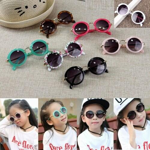 Kids Candy Colors Boys Girls Retro Anti-UV Round Heart-shaped Sunglasses Frame Toys Kids Classic Vintage Holiday Beach Accessory