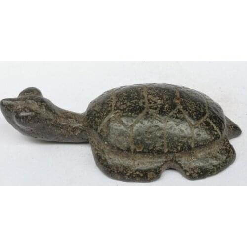 YIZHU CULTUER ART Collected Chinese Hongshan Culture Black Magnet Jade Carving Turtle Pendant