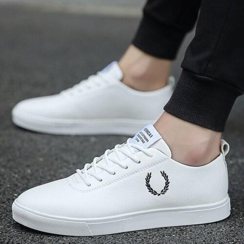 Mens shoes mens casual shoes 2021 spring new PU leather shoes mens men shoes trendy breathable mens shoes