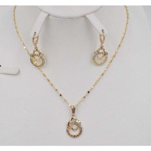 2018 NEW unique gold necklace collocation fashion circular pendant earrings jewelry for women in Dubai