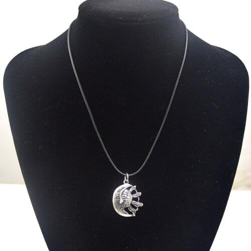 New arrival items fashion jewelry accessories moon necklace sun pendant necklace