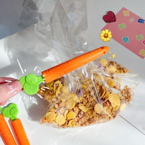 Portable New Kitchen Storage Clip Easy-using Moisture-proof Carrot Sealing Rod Life Accessories for Home