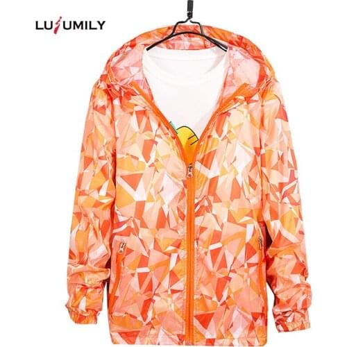 Lusumily Plus Size 4XL 2020 New Jacket Women Sportswear Ultralight Breathable Print Sunscreen Windbreaker Women Hooded Jackets