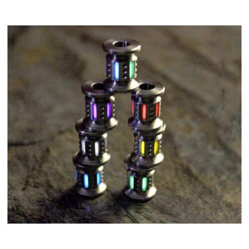 Titanium Alloy with Tritium Tube Automatic Glows EDC Paracord Beads Pendant