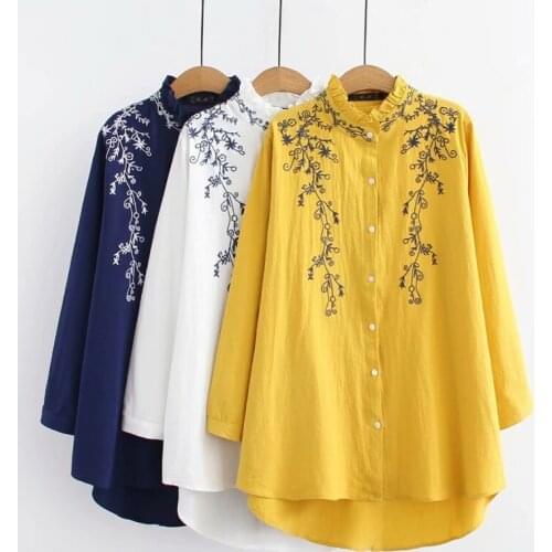 Blouses femininas elegant top women spring embroidered traditional Chinese shirt peasant blouse long shirt female FF1949