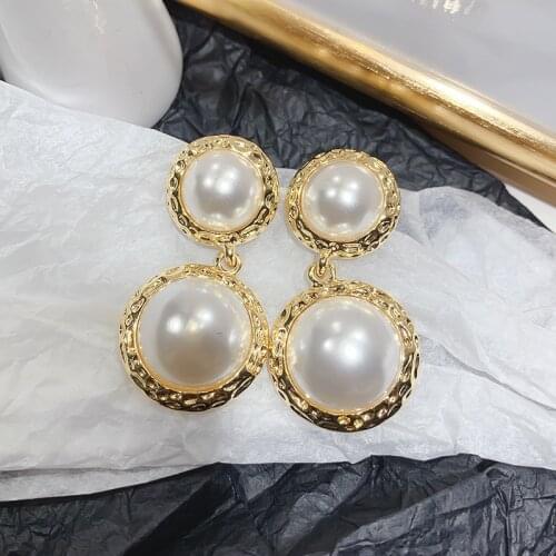 Imitation pearl earrings female punk metal flower simple Korean round jean earrings girl fashion jewelry party