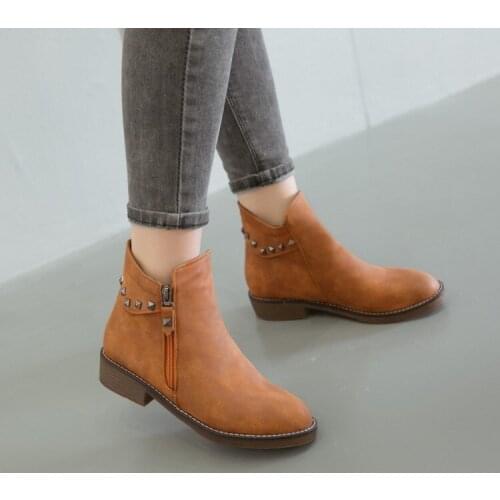 Big Size 11 12 13 Europeans and Americans with round head, square heel, side zipper, willow nail, short barrel Martin boots