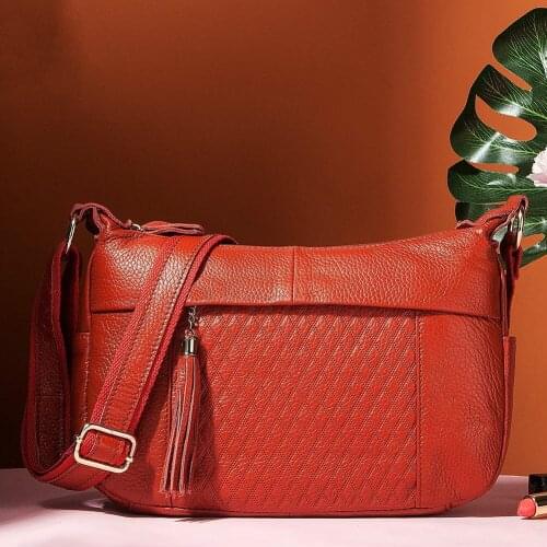 2020 Ladies Shoulder Bag Fashion Horizontal Section Square Zipper Retro Messenger Bag Large Capacity Multifunctional Womens Bag