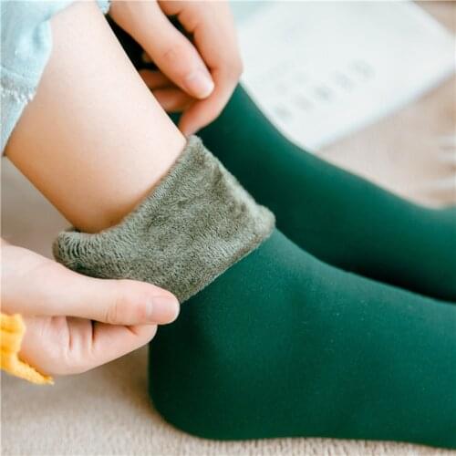 Winter Warmer Women Thicken Thermal Wool Cashmere Snow Socks Seamless Velvet Boots Floor Sleeping Socks for Mens