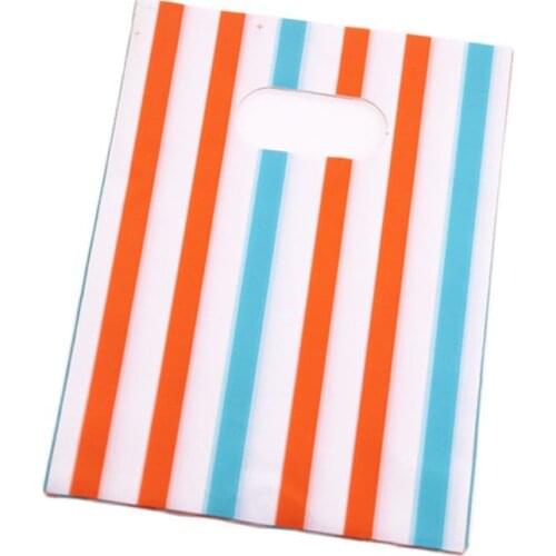 New Style Wholesale 100pcs/lot 15*20cm Plastic Stripe Packaging Bags Lipstick Packing Navidad Gift Bags With Handles