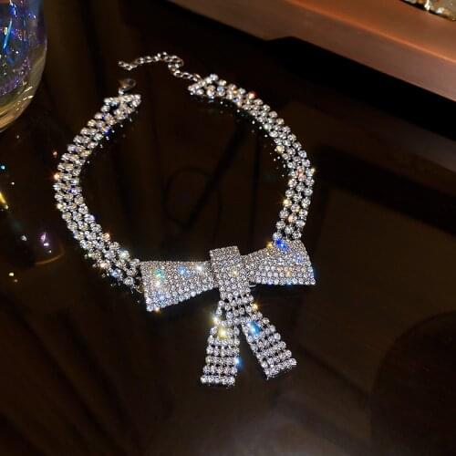 Exaggerated Full Crystal Rhinestone Bow Tie Necklace Choker Jewelry for Women Fashion Charm Bridal Wedding Necklace Choker Chain