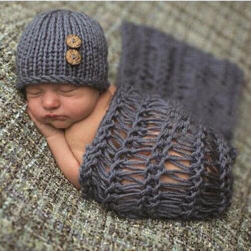 Newborn photography props Hand-knitted cotton blankets & hats
