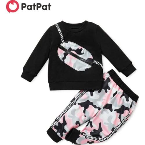 PatPat 2pcs Camouflage and Letter Print Long-sleeve Sweatshirt Baby Set