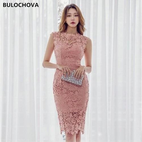 2021 Summer Women Fashion Sleeveless Pink Lace Hollow Out Vest Knee Length Dress High Waist Bodycon Slim Buttocks Vestidos Femme