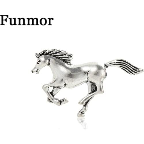 Funmor Cool Animal Horse Pins Alloy Brooches Antiquite Color Accessories For Women Men Gathering Routine Decoration Bijoux Gifts
