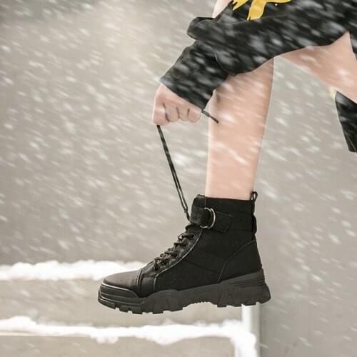 2020 Winter Canvas Shoes Fashion Lace Wild Metal Buckle Design Classic Thick Plus Velvet Flat Non-slip Casual Womens Boots B38