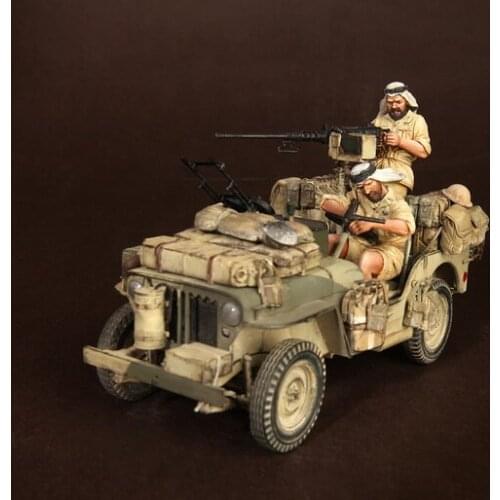 New Unassembled 1/35 ancient Crew of the North Officer (NOT HAVE CAR )Resin Figure Unpainted Model Kit