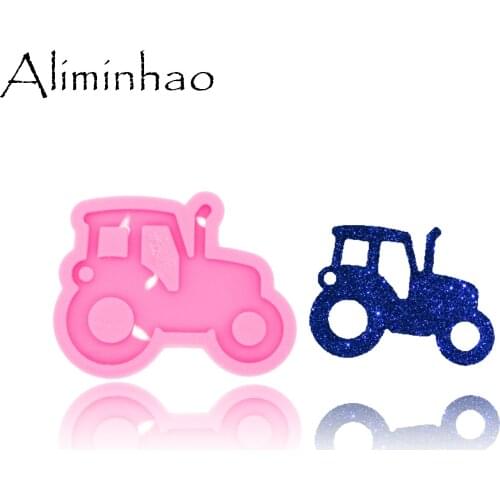 DY0443 Shiny Glossy Tractor Necklace Jewelry Epoxy Mould Crafting Keychain Silicon Resin Car Silicone Mold