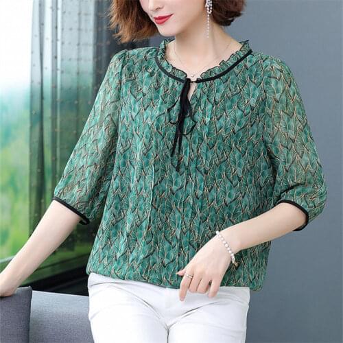 Chiffon Women Summer Shirts Casual Loose Embroidery O-Neck Half Sleeve Temperament Blouses Buttons Top Blusas MM1004